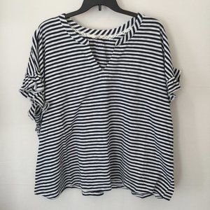 Terra & Sky Womens Size 1X Blue White Striped Flutter Sleeve V Neck Pull On Top